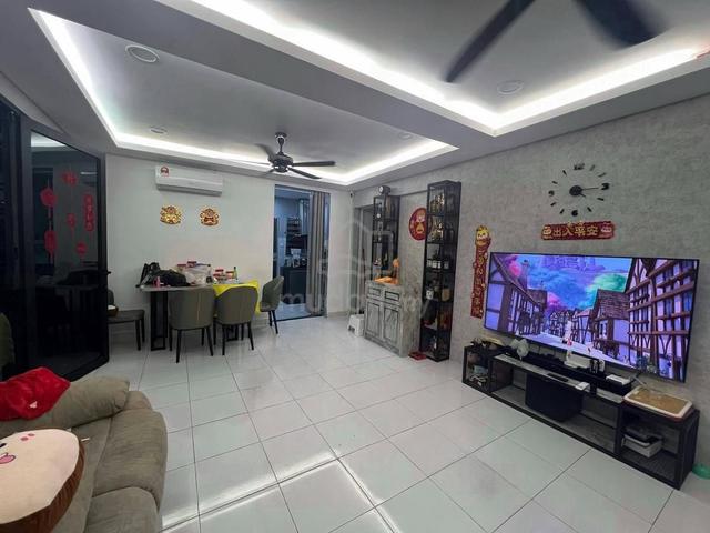 Kangkar Pulai @ Jalan Persiaran Laman Indah Corner Double Storey House 1