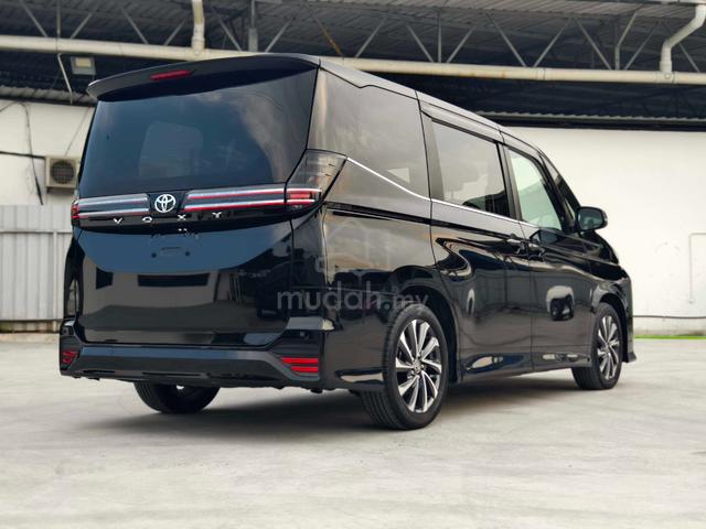 2023 Toyota VOXY 2.0 S-Z (A) 27K KM - 3