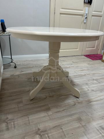 IKEA round table - photo 2 of 2