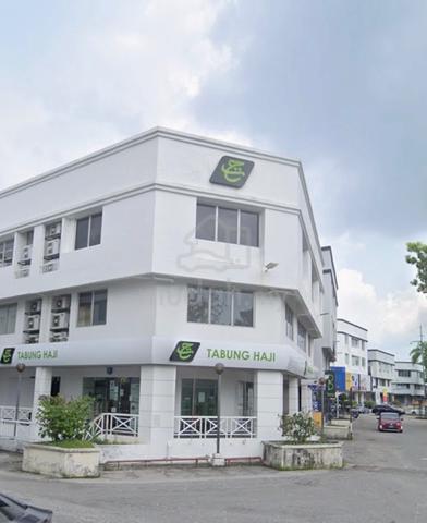 Diamond Complex Bandar Baru Bangi end lot ground floor shop for sale 1