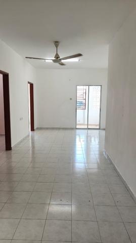 Taman Pulai Utama @ Shop Apartment 1
