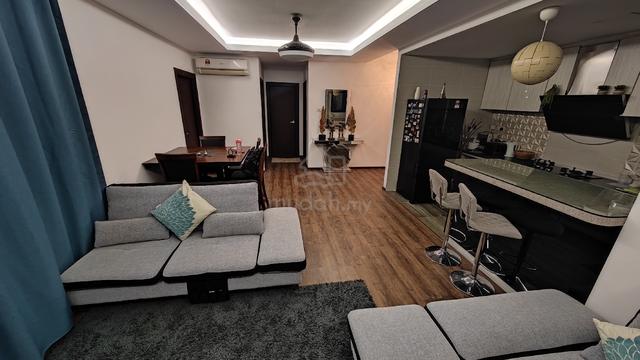 Master bedroom for rent Vivacity : Jazz Suites 1
