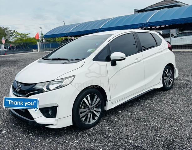 2014 Honda JAZZ 1.5 V (A) - 3