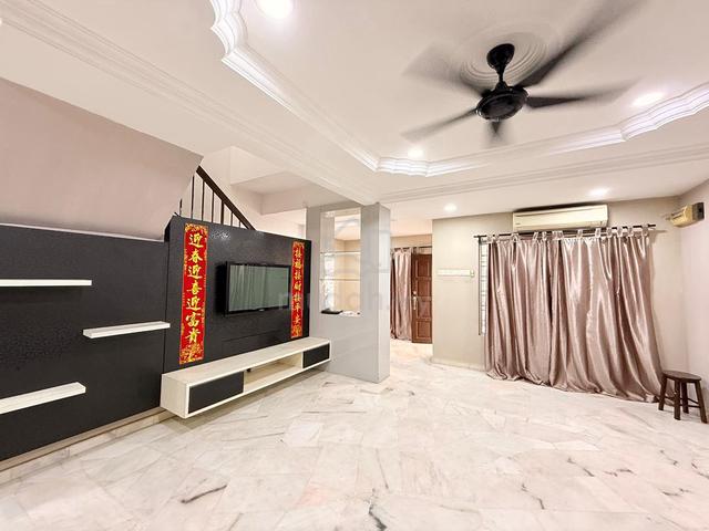 Limited unit | Taman Saga , Lorong Bentara Klang | 2 sty House 1