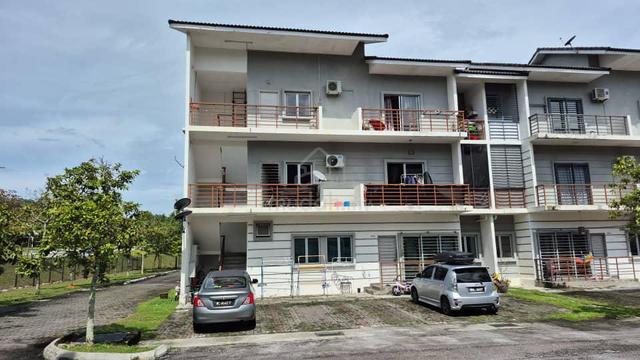 Townhouse For Sale | Freehold Non-Bumi | Bandar Ainsdale Seremban 1