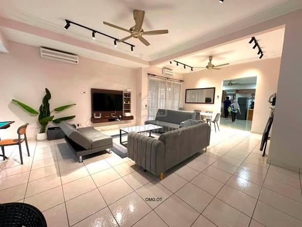 Bandar Botanic Klang Double Storey Semi D House Renovated Unit 1