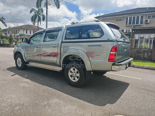2012 Toyota HILUX 2.5 G VNT FACELIFT (A) - 2
