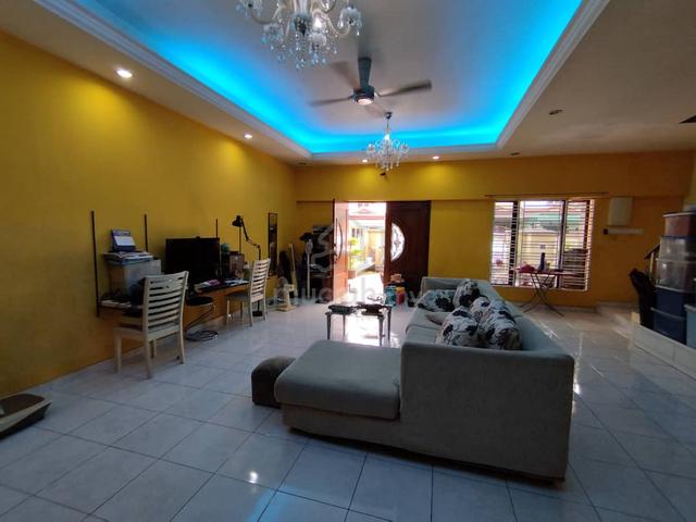 Selangor Serdang Freehold 2.5-Storey Terraced House For Sale 1