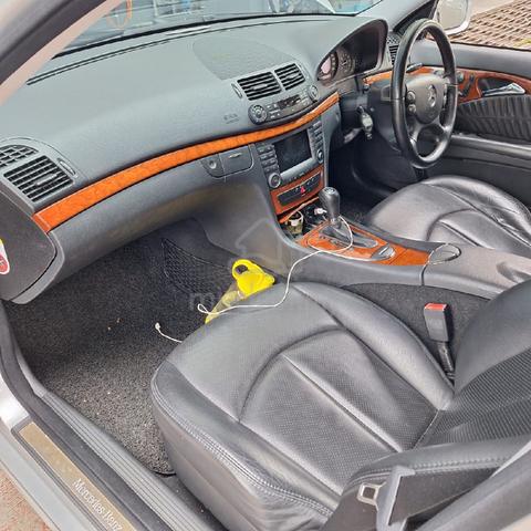 2007 Mercedes Benz E-CLASS 2.5 250 DBA-211052C (A) - 4