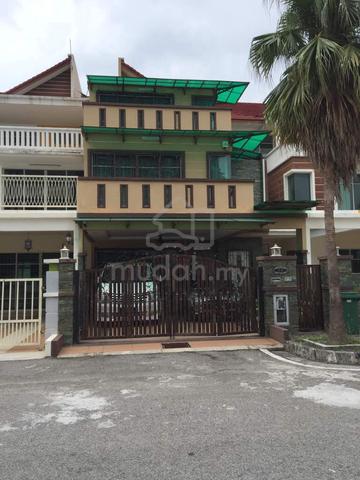 SIMFONIA- 3 STOREY TERRACE HOUSE 3600sf FULLY FURNISHED 1