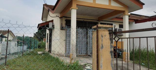Single Storey Terrace, Taman Bukit Sendayan, Seremban 1