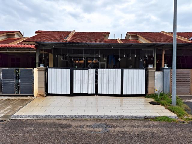 [4 Rooms] 1 Sty Terrace House Tmn Pulai Indah Jln x/15, Skudai JB 1