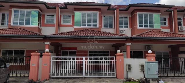 Double Storey Intermediate Terrace House at Merdang Gayam, Uni Garden 1