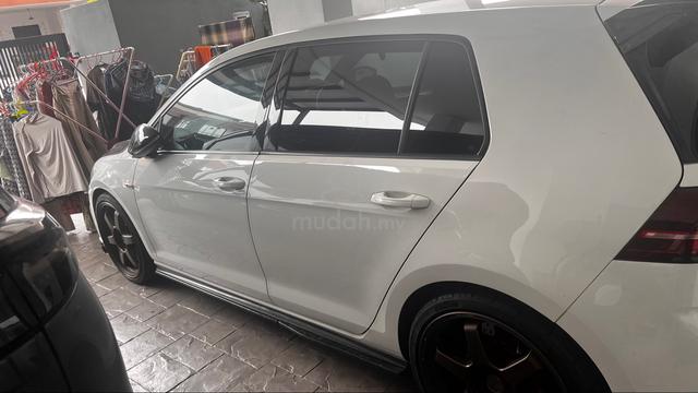 2017 Volkswagen GOLF 2.0 R (A) - 3