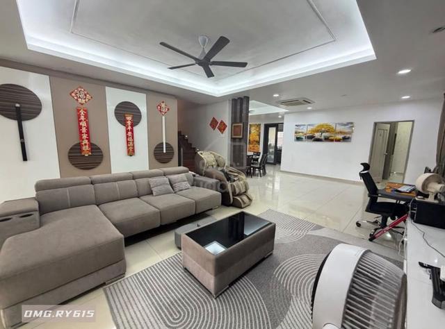 Facing Open Bandar Parklands Klang Renovated Double Storey Semi D 1