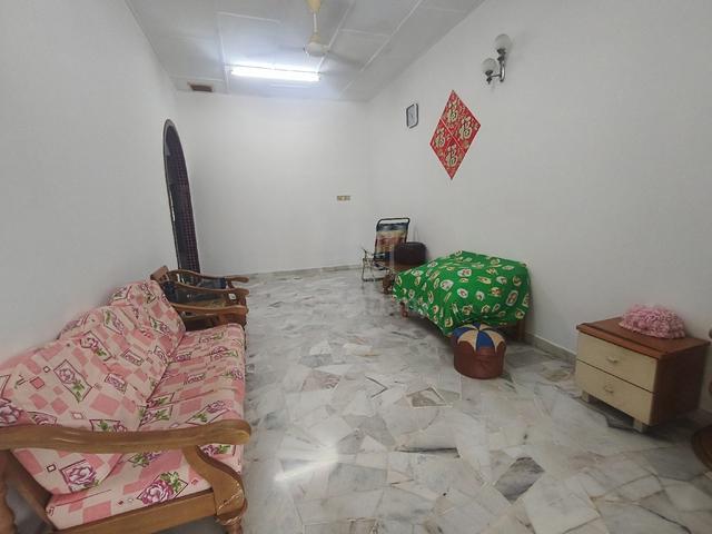 Taman Delima single storey house 1
