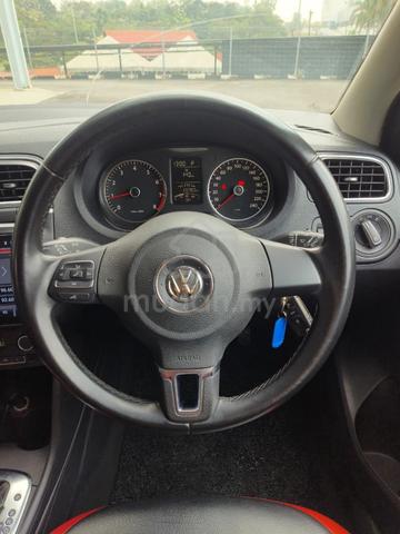 2014 Volkswagen Polo 1.6 (A) DSG 6 Speed - 5