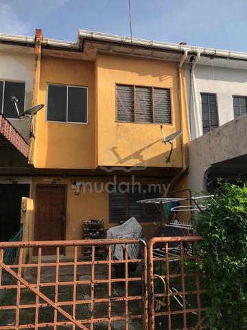 2 Storey Terrace House In Taman Jati Batu 17, Rawang, Selangor 1