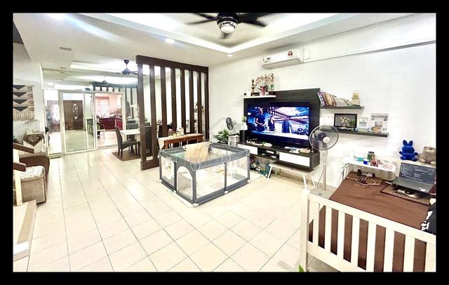 LOW DEPOSITš„ NEGO NICELY RENOVATED 2 Storey Puncak Saujana Kajang 1