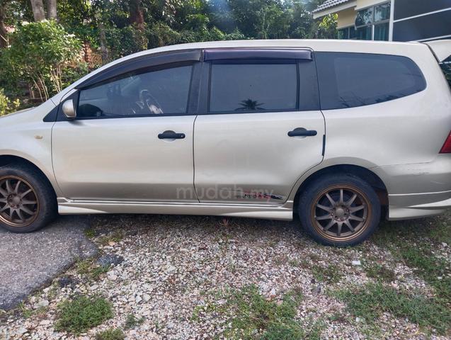 2010 Nissan GRAND LIVINA 1.6 CLASSIC/COMFORT (M) - 4