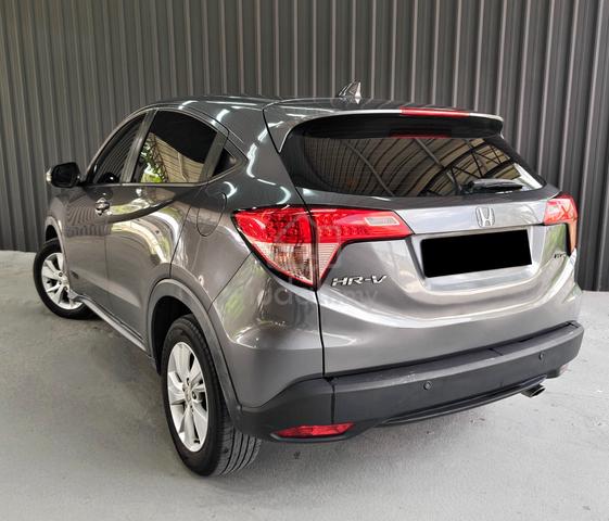 2015 Honda HR-V 1.8 E (A) 1 CAREFUL OWNER - 4