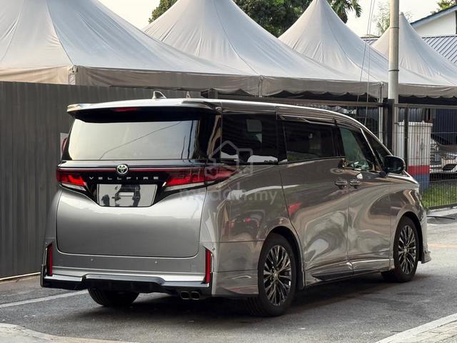 JBL/Black Interior/GR Toyota VELLFIRE 2.4 ZPREMIER - 5