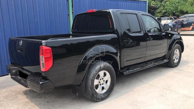 2010 Nissan NAVARA 2.5 CALIBRE (loan kedai) - 2