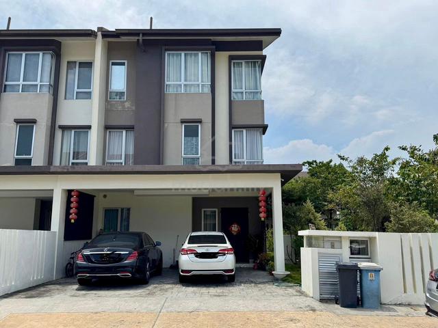 EXCLUSIVE CORNER LOT | ARAHSIA RESIDENCES @ Tropicana Aman 1