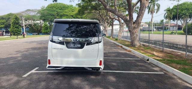 Toyota Vellfire 2.5 Z A - 4