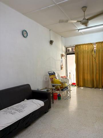 Johor Jaya House rent Jln Keembong Jb Rumah sewa Johor Jaya 1.6 1