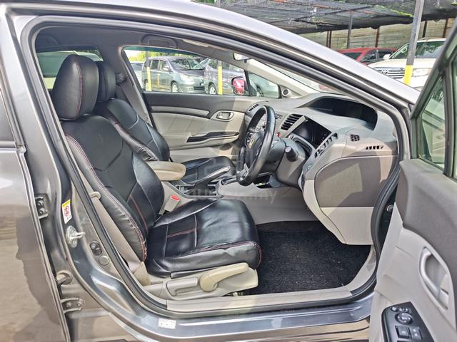 2013 Honda CIVIC FB 1.5 (AUTO) - 4