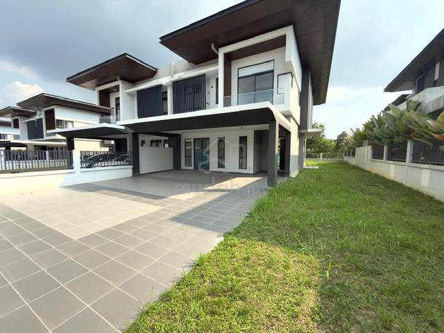 {FACING GARDEN} 2 sty SEMI D, Hampton Residence, Bandar Seri Coalfield 1