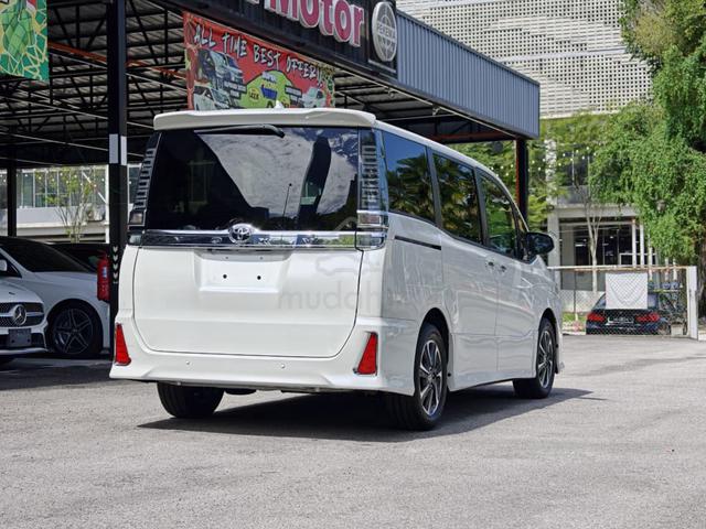 TOYOTA VOXY 2.0 ZS KIRAMEKI III Modelista Bodykit - 4
