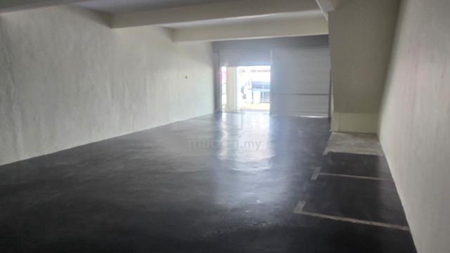 Shoplot at Taman merdeka permai malim for rent 1