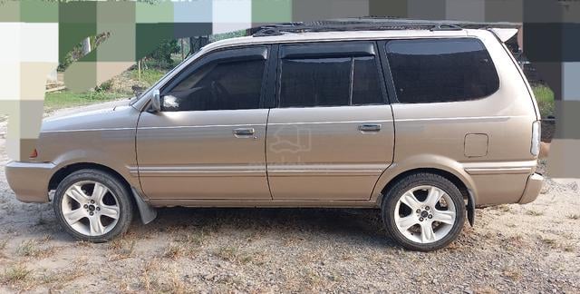 2002 Toyota UNSER 1.8 GLI FACELIFT (A) - 3