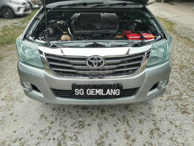 2013 Hilux 2.5 G (A) Vnt 4X4 ,, 100% Not Accident - 5