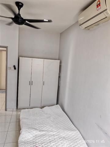 room to rent Bukit indah 2 1