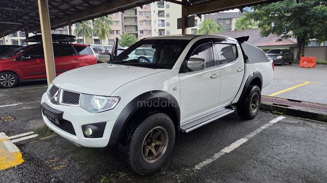 Mitsubishi Triton 2.5 4x4 Auto 4 Speed 2011 - 2