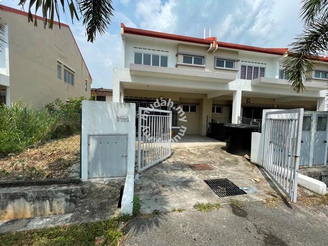 [END LOT 30X65] Telok Panglima Garang Double Storey with 10ft land 1