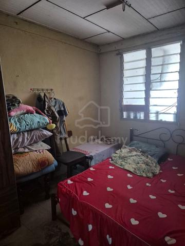 Rumah Cluster 2 Tingkat Bersih di Taman Desa Jawi, Sg Jawi 2