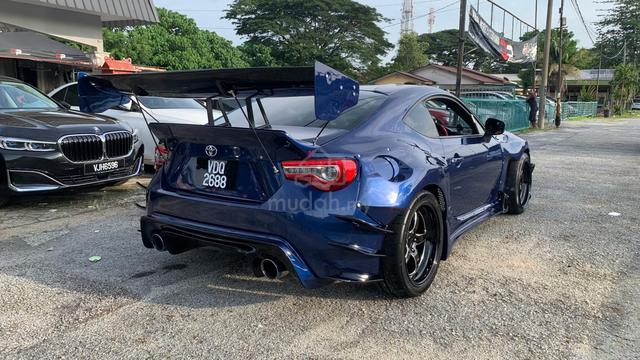 2014 Toyota GT86 2.0 Coupe Buy1Free1 Loan Kedai - 4