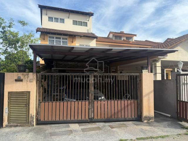 Corner Lot 2.5 Storey  La Cottage  Taman Puchong Perdana 1