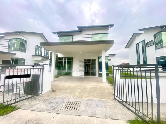 FACING OPEN Banglo 2 Storey Seksyen 30 Jalan Kebun Shah Alam RIMBAYU 1