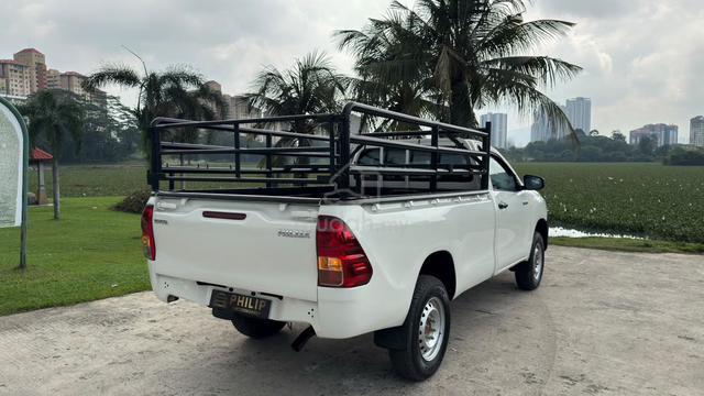 2019 TOYOTA HILUX SC 2.4 MT 4X4 Still Can Full Loa - 5