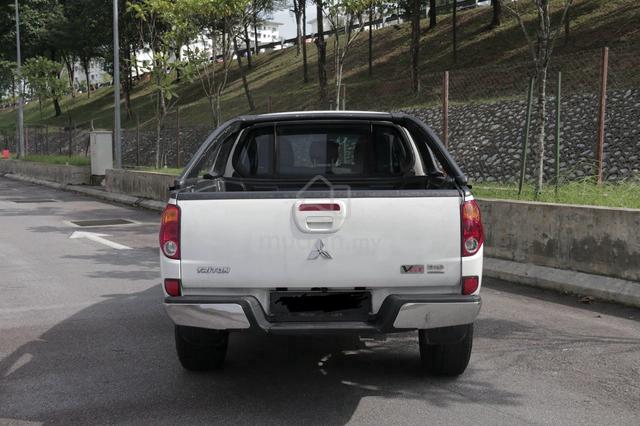 2014 Mitsubishi TRITON L200 2.5 VGT 4x4 (A) - 3