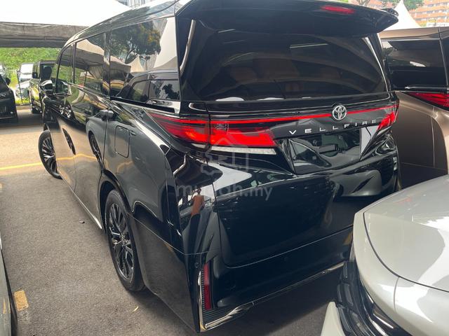 2023 Toyota VELLFIRE 2.4 Z PREMIER (17k Milleage) - 2