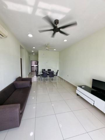 M Condominium @ Larkin 1