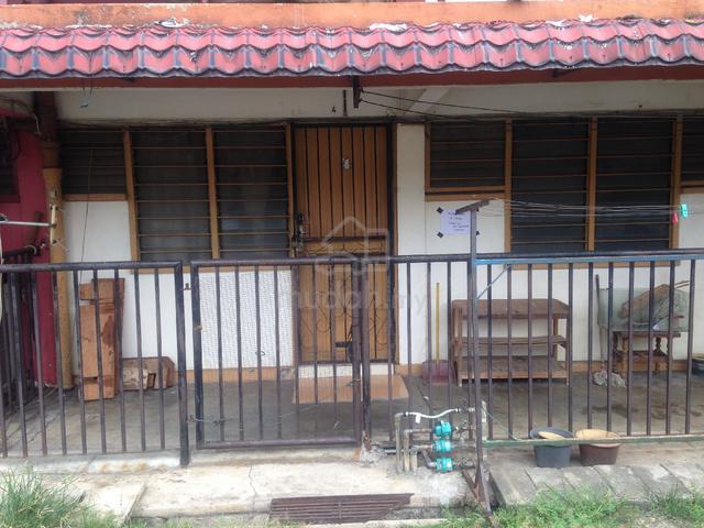 FLAT PKNS SEKSYEN 16 SHAH ALAM 1