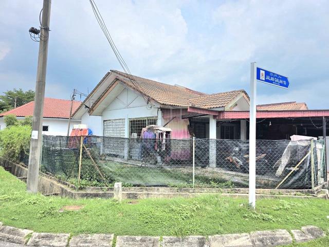 Cornerlor taman perepat indah untuk dijual 1