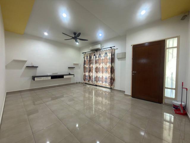 4 Bedroom Double Storey Terrace,Seri Margosa Bandar Seri Botani, Ipoh 1